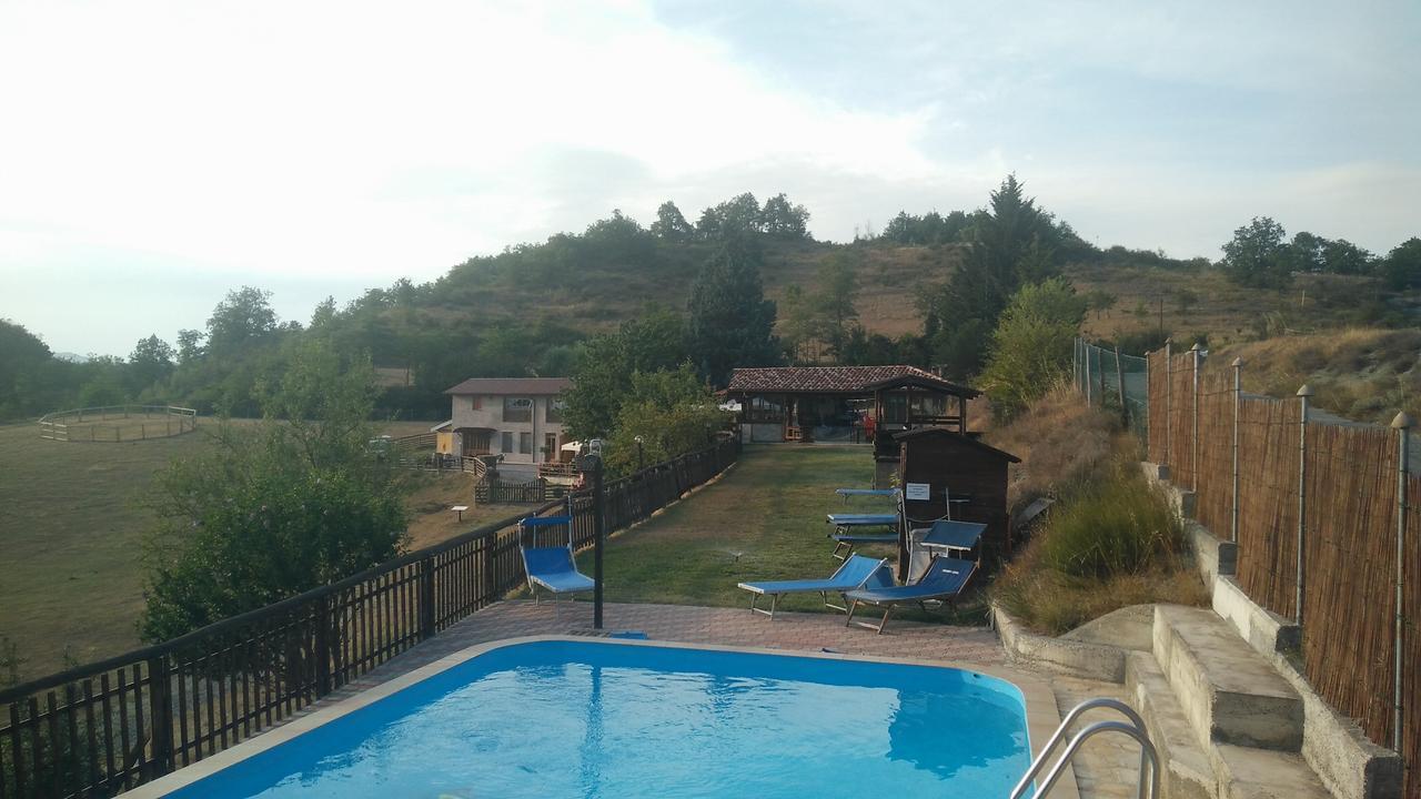 Azienda Agrituristica Cascina La Botta Dego Bagian luar foto
